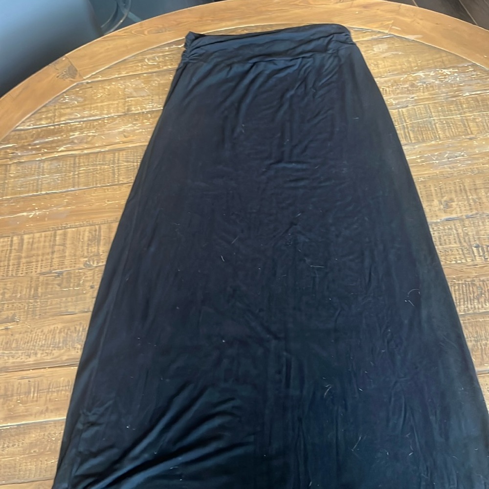 TART size medium long skirt.